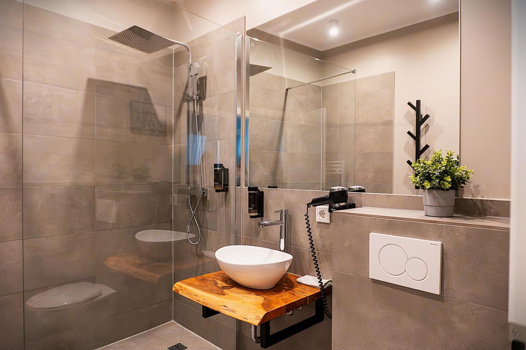 Liro Hotel Фирзен Экстерьер фото